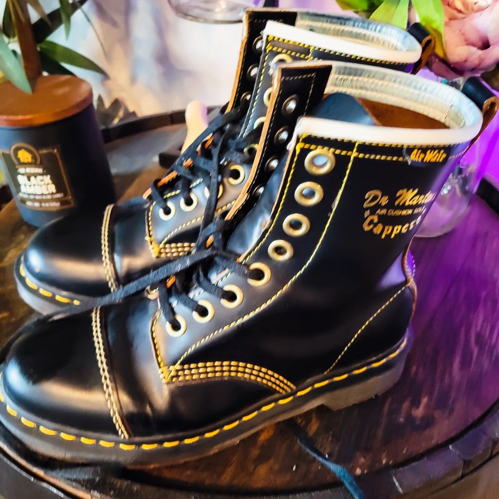Dr. Martens Capper Boots